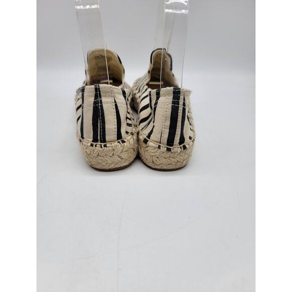 Soludos Size 6.5 Classic Slip On Flat Shoes Blue Stripe Espadrille Sole - Picture 3 of 7